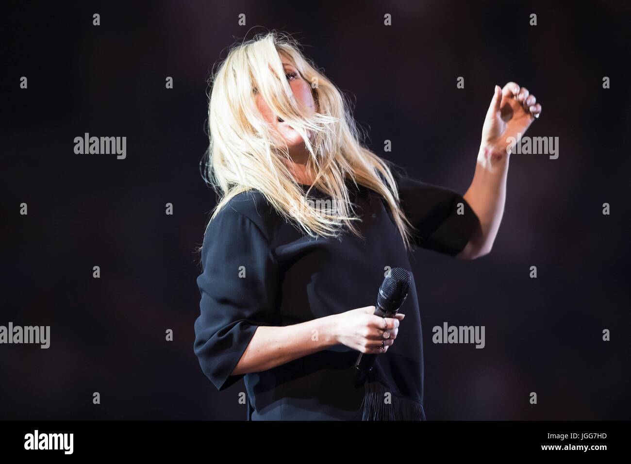 Hamburg, Germany. 6th July, 2017. Ellie Goulding performs at Global ...