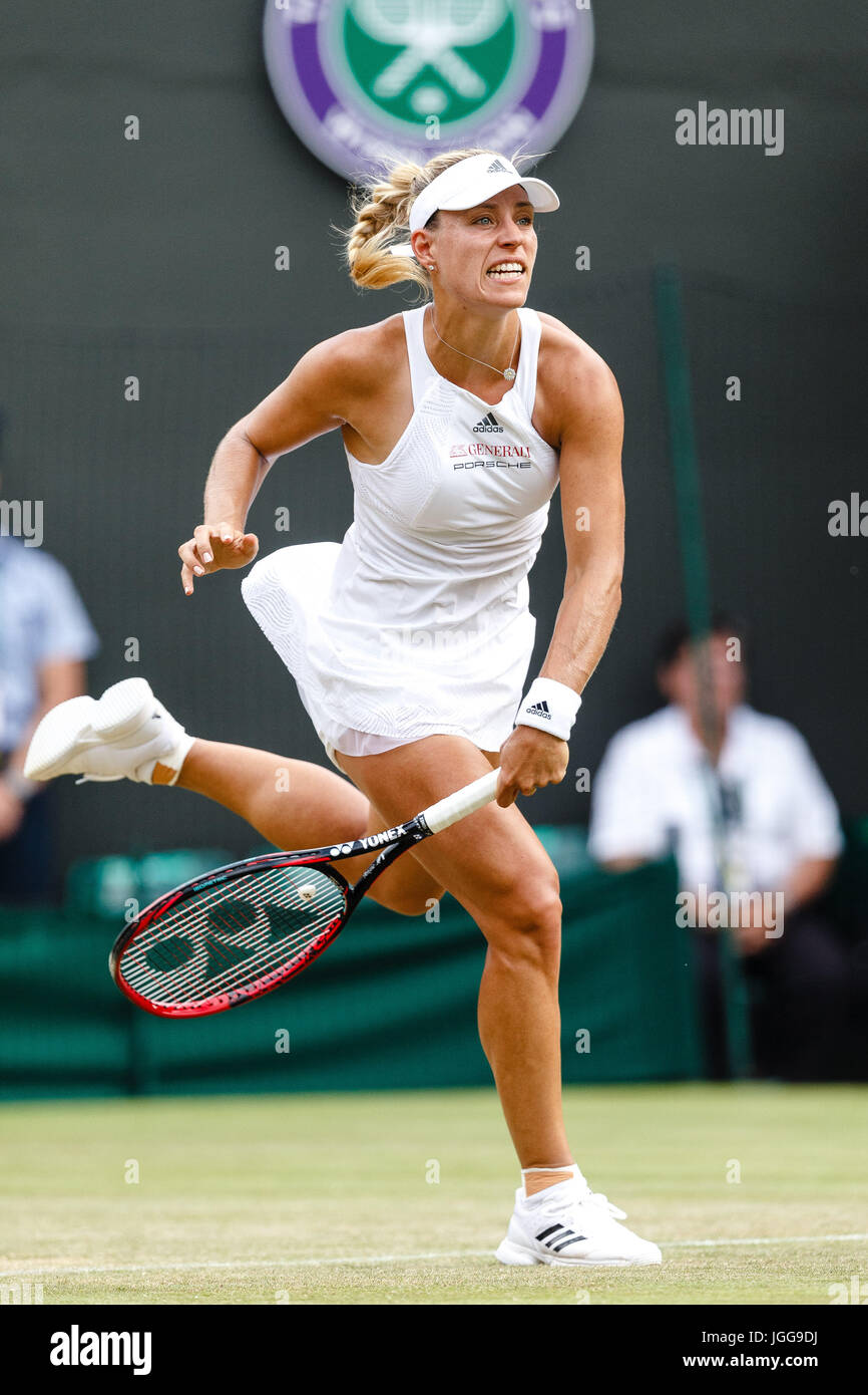 London, UK, 6th July 2017: German tennis player Angelique Kerber in action during day 4 at the Wimbledon Tennis Championships 2017 at the All England Lawn Tennis and Croquet Club in London. Credit: Frank Molter/Alamy Live News Stock Photo