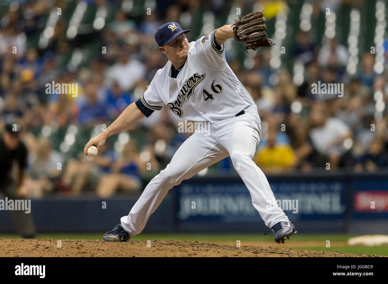 July 05, 2017 Milwaukee Brewers relief pitcher Corey Knebel 46