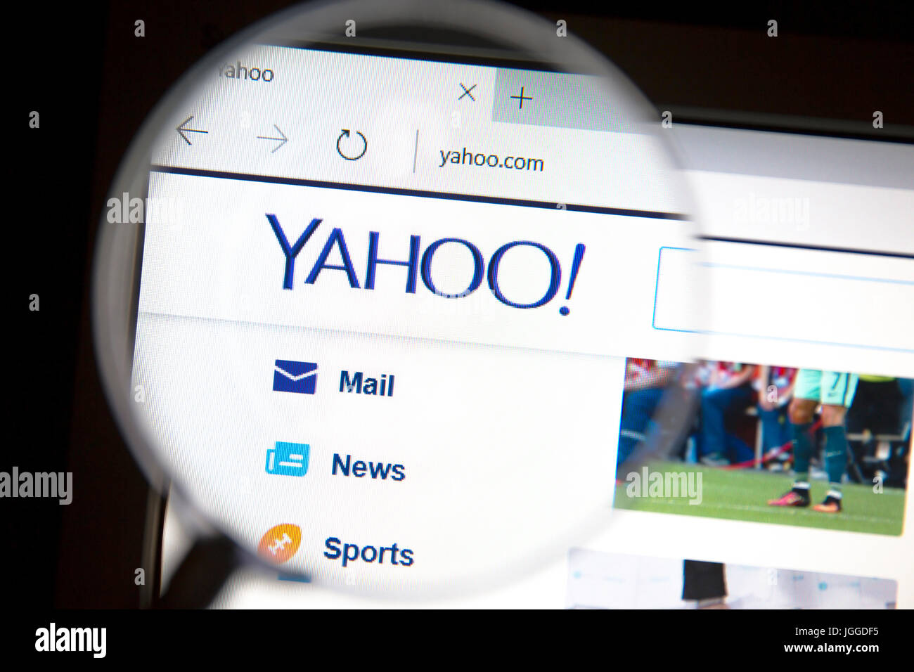 Yahoo mail page hi res stock photography and images alamy