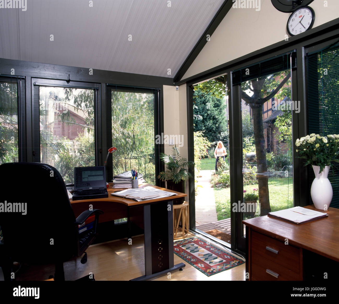 Garden office hires stock photography and images Alamy