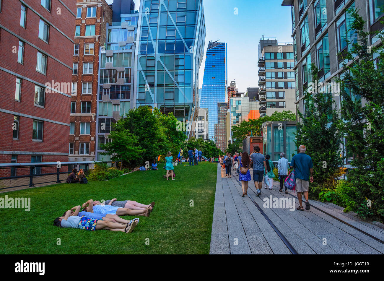 The wonderful urban view from the High Line Park in Manhattan. The High