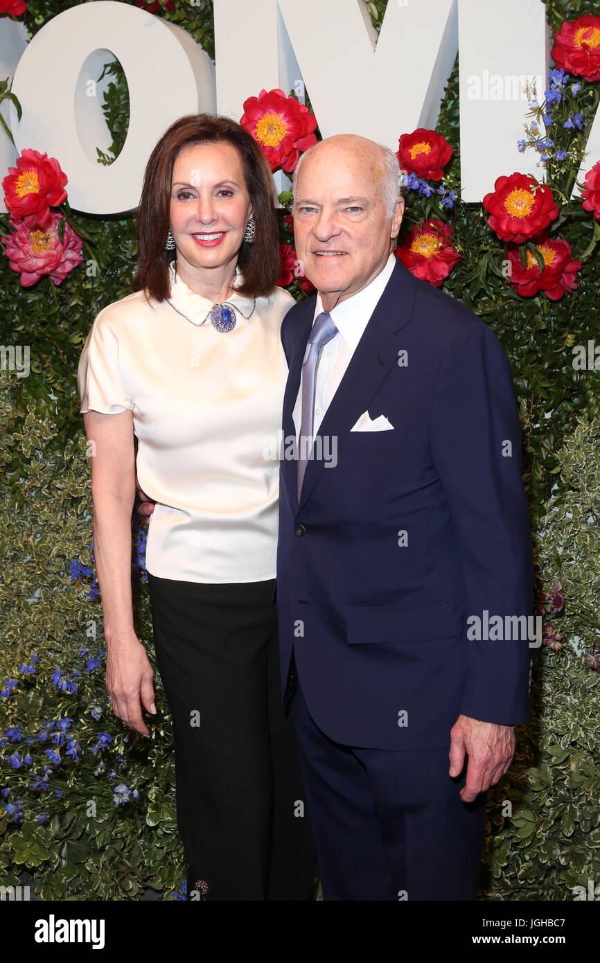The Museum of Modern Art's Party in the Garden at MoMA in New York City.  Featuring: Marie-Josée Kravis, Henry Kravis Where: New York City, New York, United States When: 05 Jun 2017 Credit: Derrick Salters/WENN.com Stock Photo