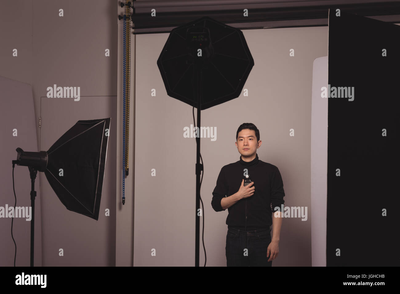 Camera flash backdrop hi-res stock photography and images - Alamy