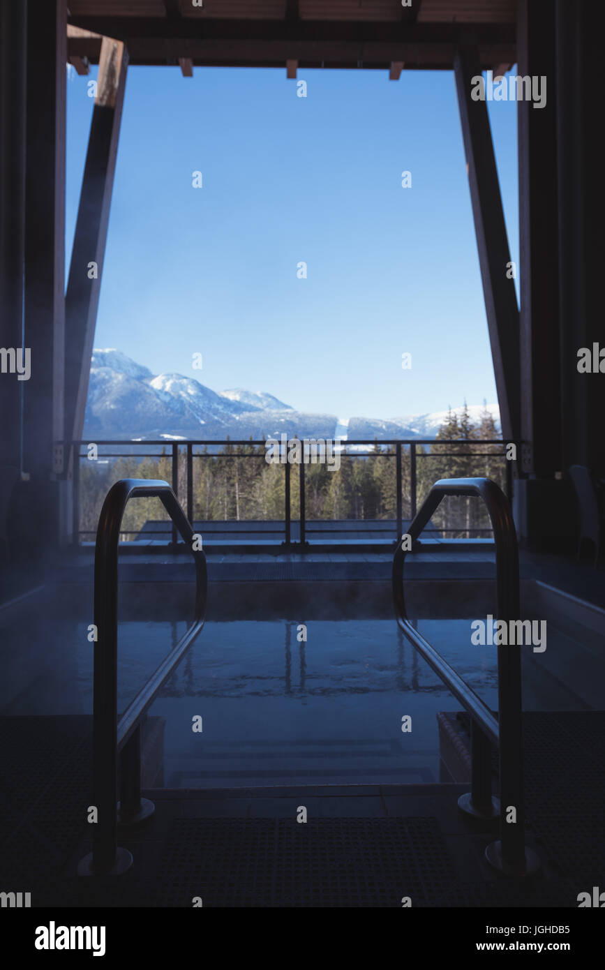 Empty hot tub hires stock photography and images Alamy