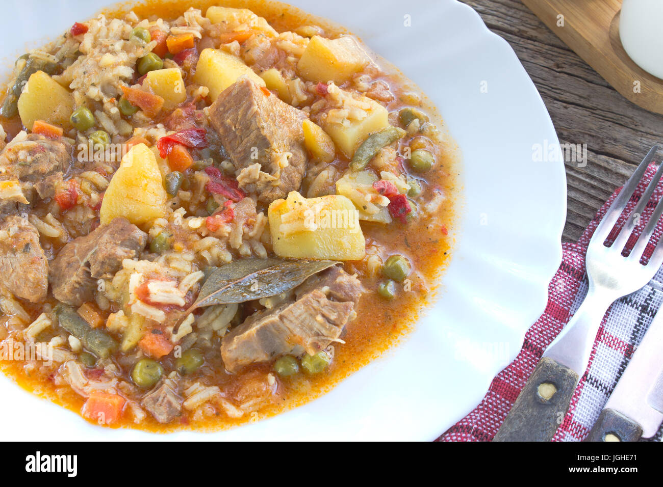 Plate stewed vegetables hi-res stock photography and images - Alamy