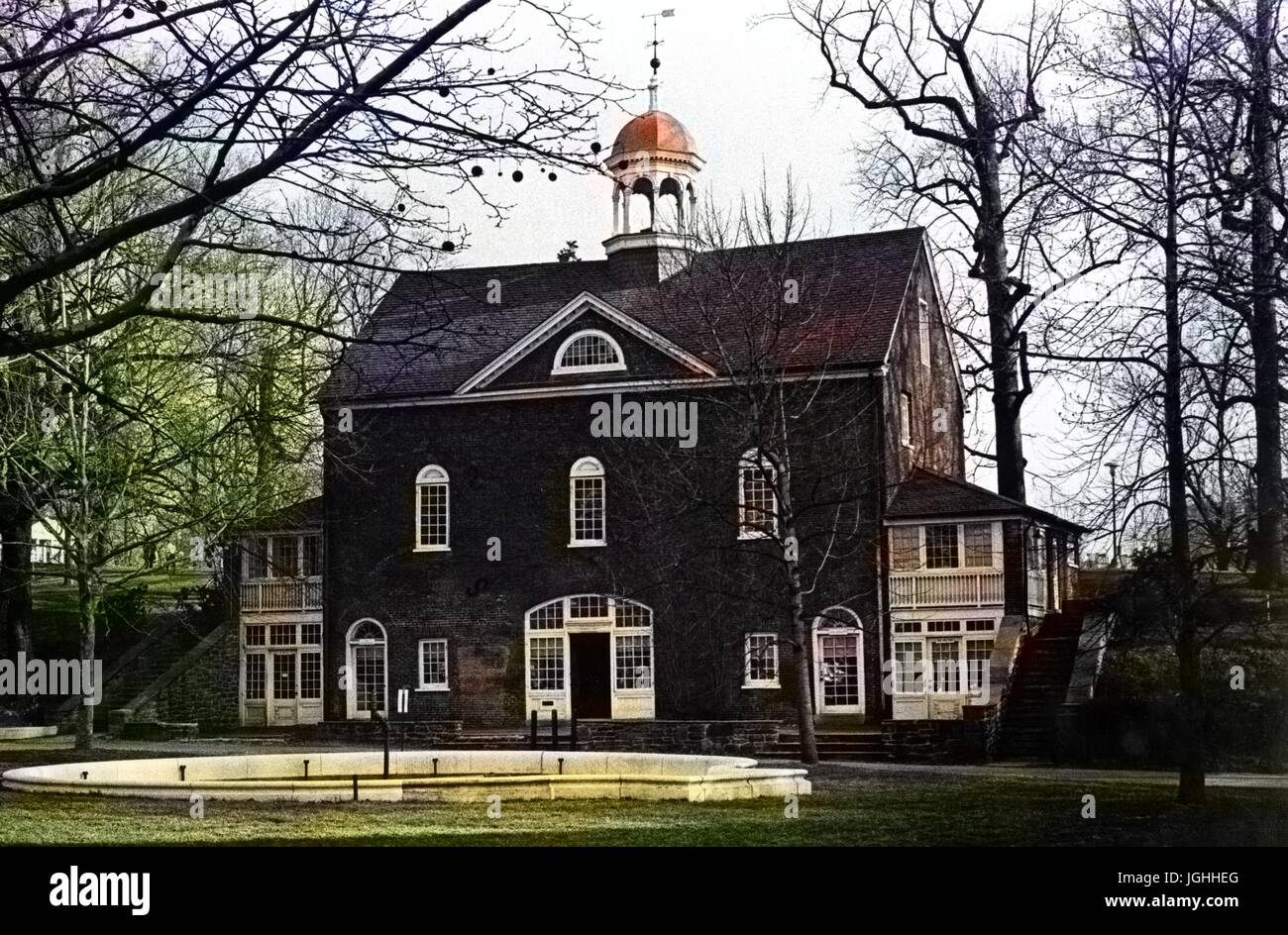 Barn Exterior, Looking east, 1965. Note: Image has been digitally colorized using a modern process. Colors may not be period-accurate. (Photo via JHU Sheridan Libraries/Gado/Getty Images). Stock Photo