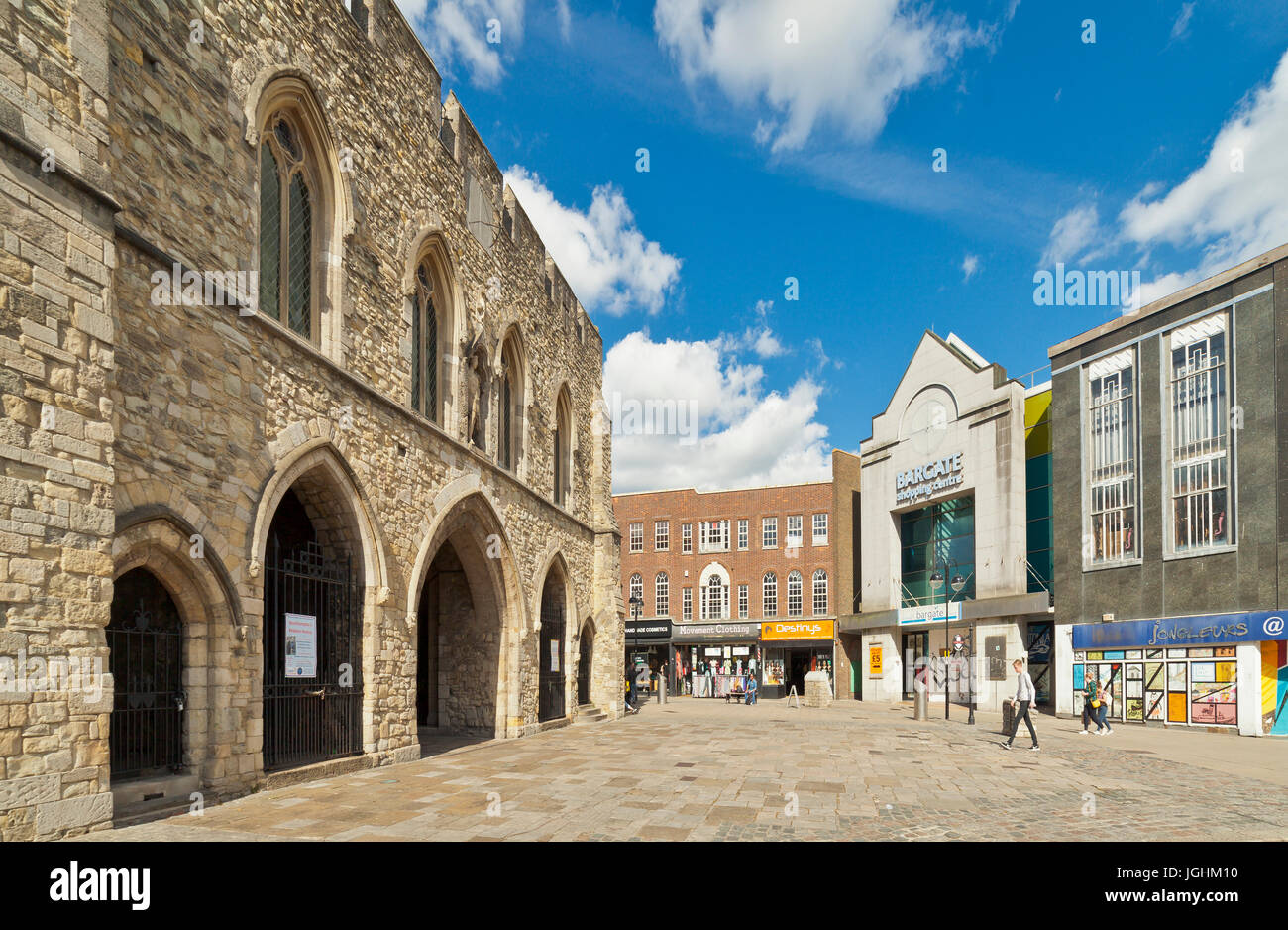 Bargate medieval gatehouse and High Street, Southampton Stock Photo Alamy