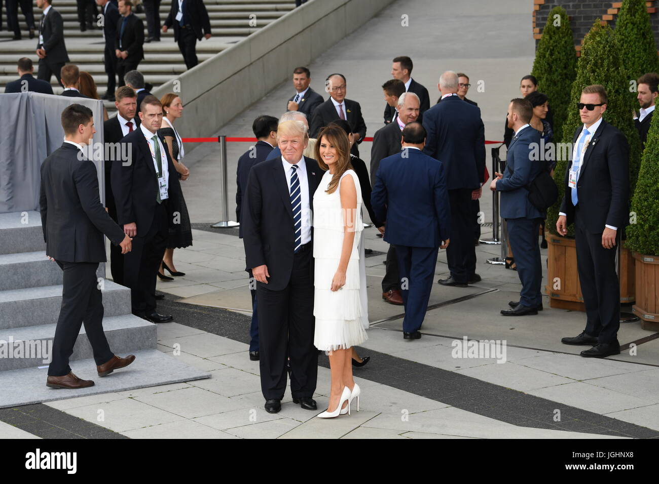 Donald trump wife melania attend hi-res stock photography and images ...