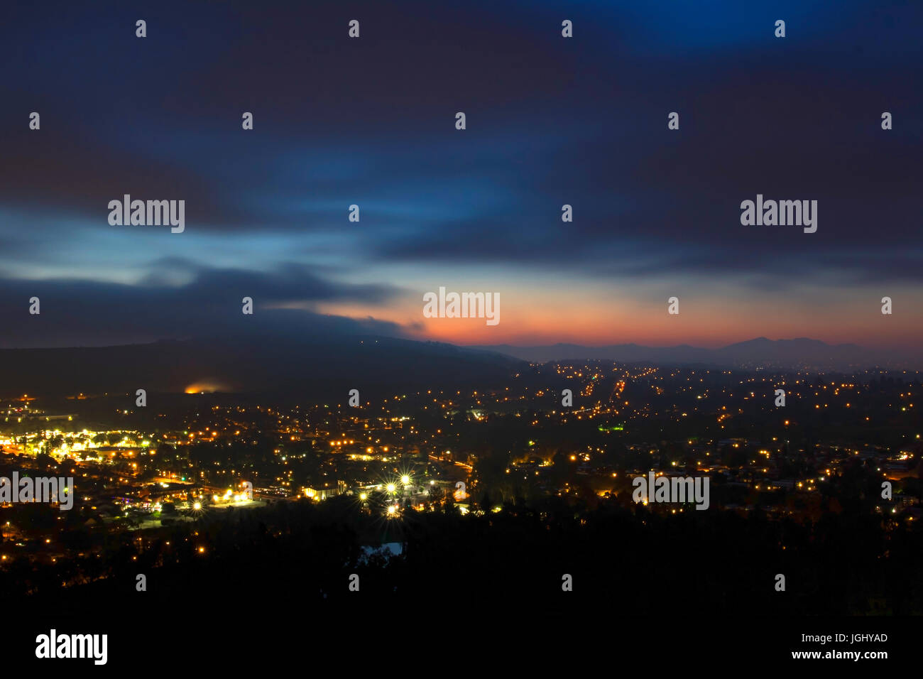 View valley below city hi-res stock photography and images - Alamy