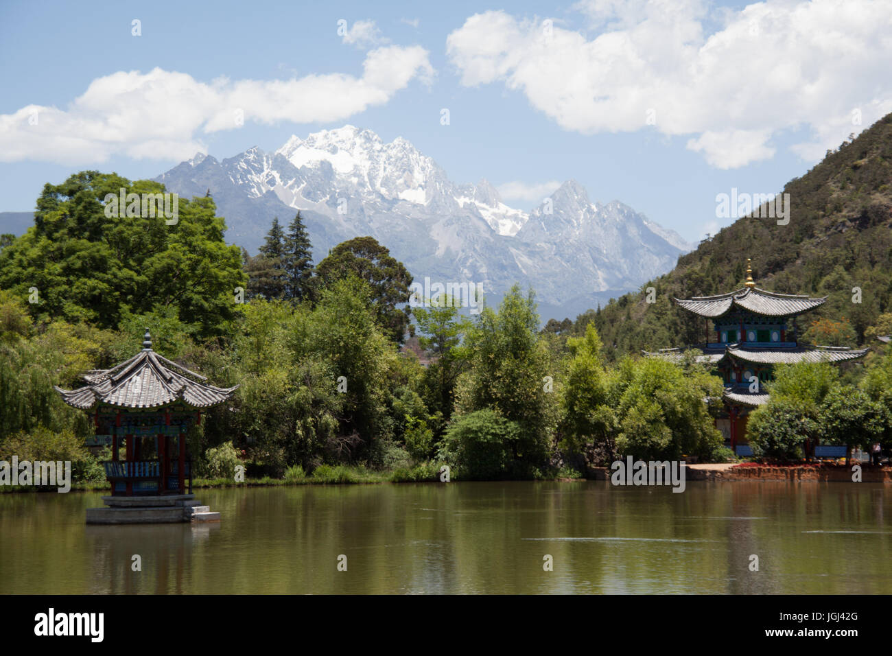 Lijiang, Yunnan, Kunming, China. Heritage village, living and landscapes Stock Photo