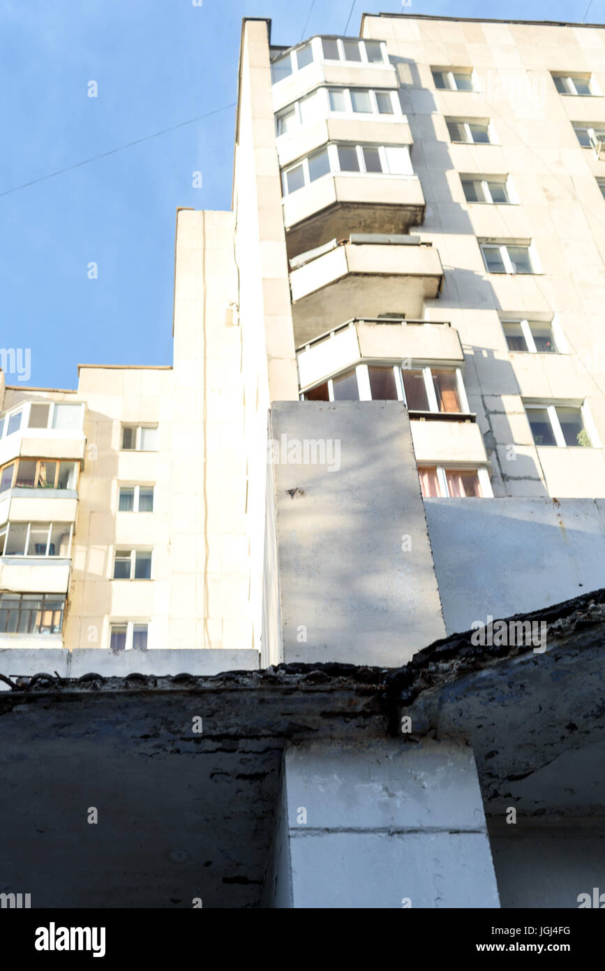 Urban concrete tower block hi-res stock photography and images - Alamy