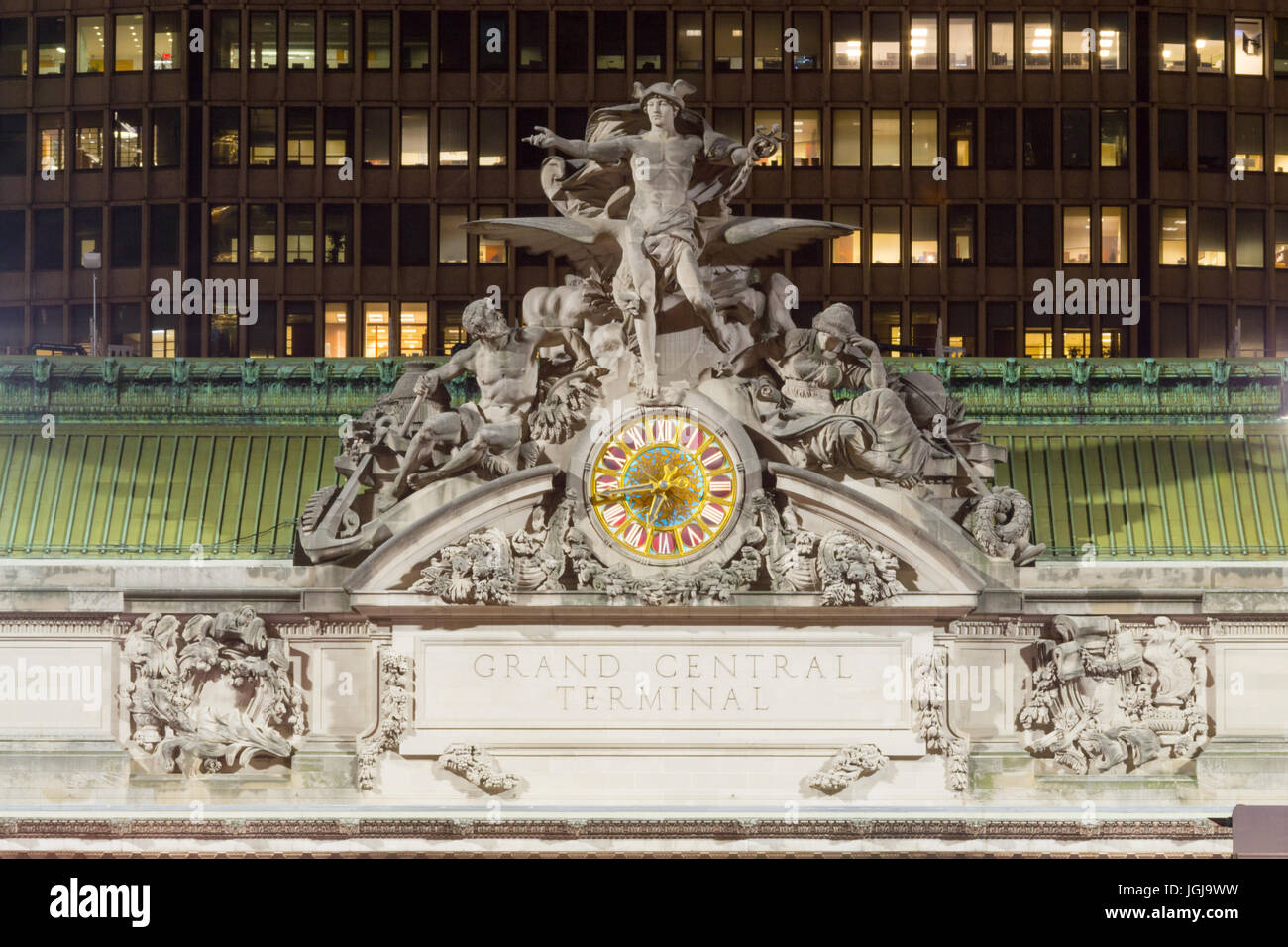 Main facade of Grand Central station in Manhattan showing the sculptural group of Glory of Commerce Stock Photo