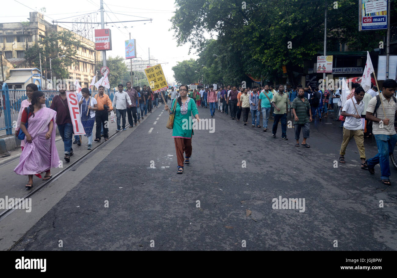 The activist of Student Federation of India (SFI) and Democratic Youth Federation of India (DYFI) organized a rally protesting against recent communal violence at Baduria. (Photo by Saikat Paul / Pacific Press) Stock Photo