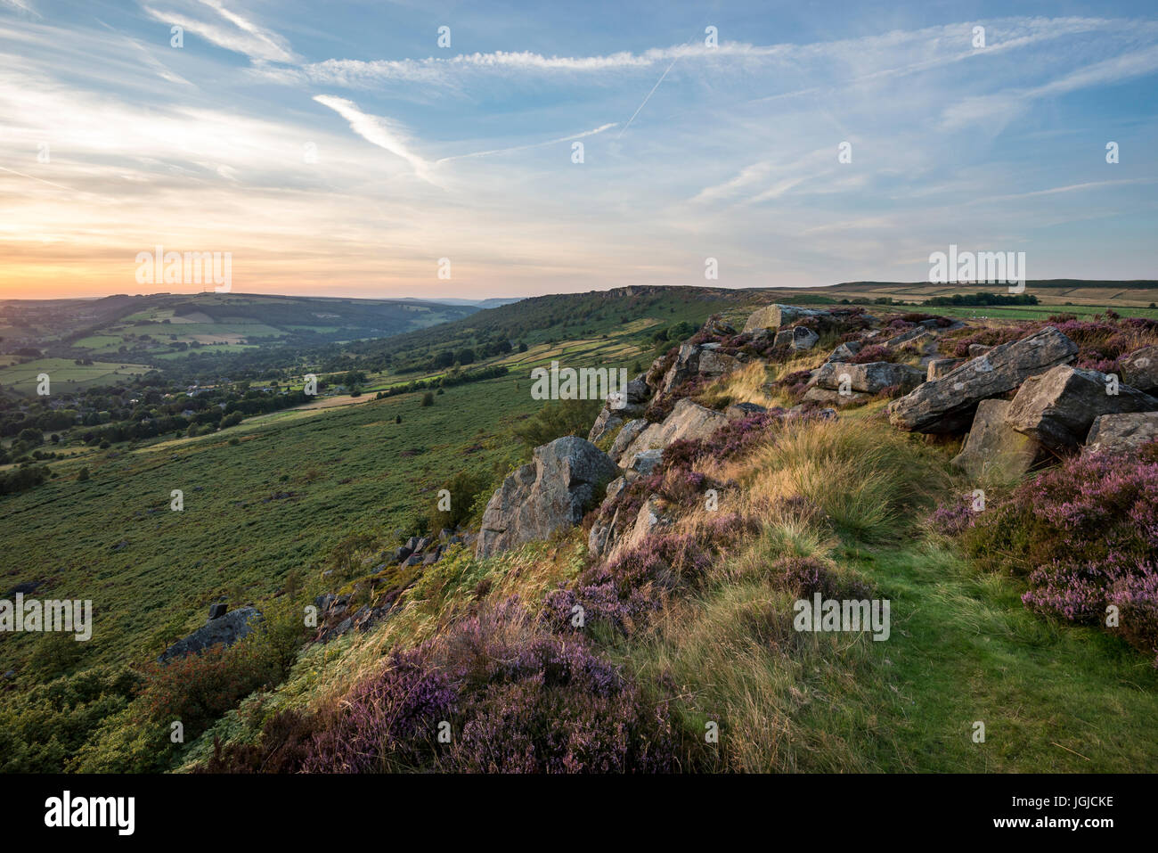 Beautiful summer evening at Baslow edge, Peak District, Derbyshire ...