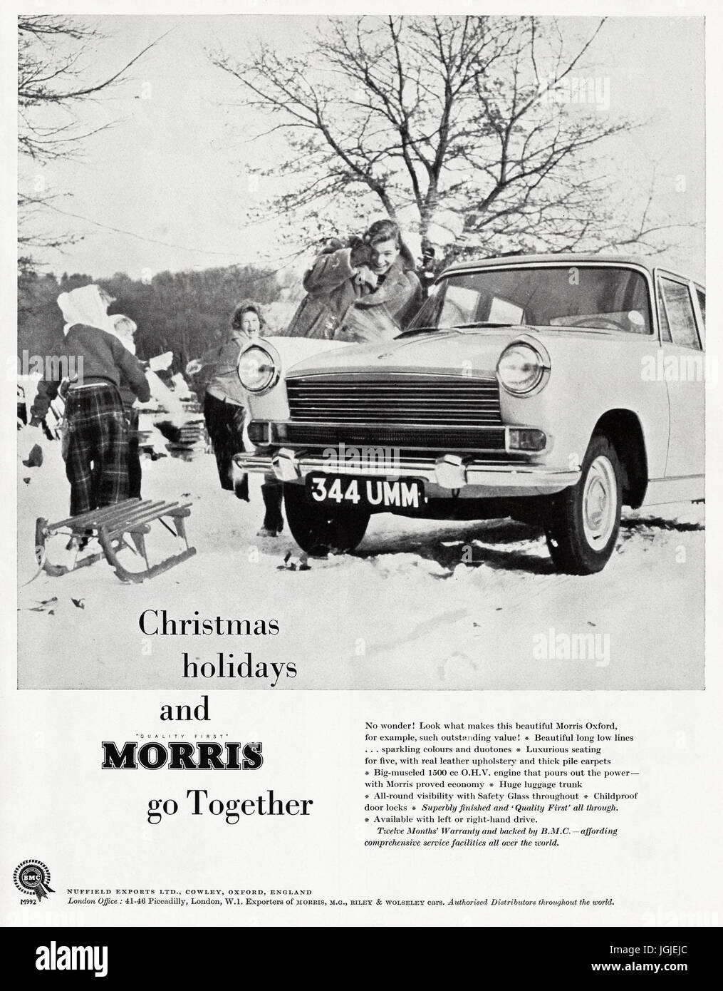 1960s advertisement advertising Morris Oxford cars of Cowley, Oxford, England, UK in magazine dated 5th December 1960 Stock Photo