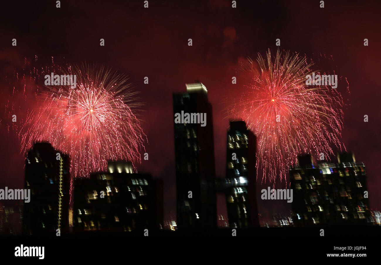 Fireworks over New York City Stock Photo - Alamy