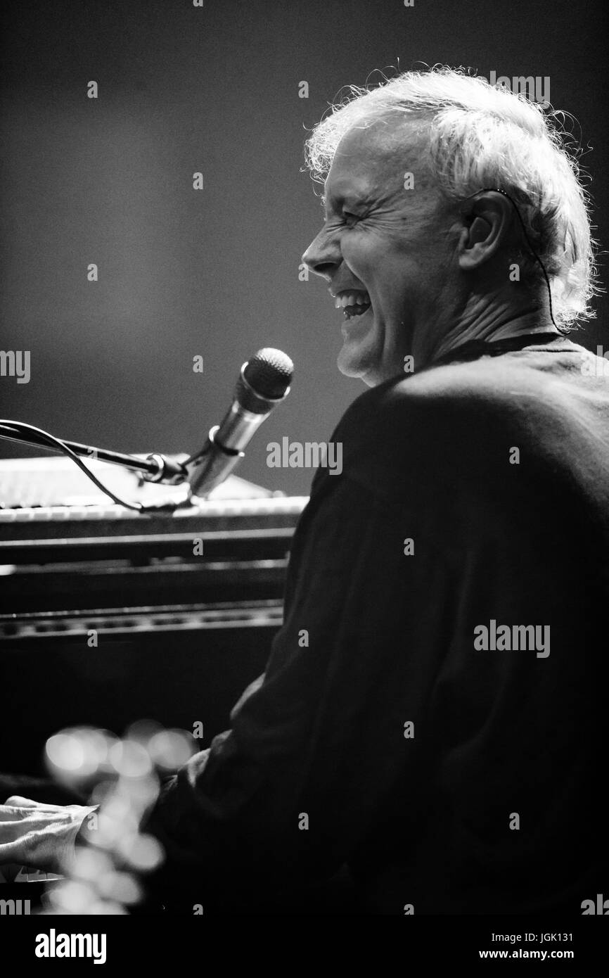 Bruce hornsby Black and White Stock Photos & Images Alamy