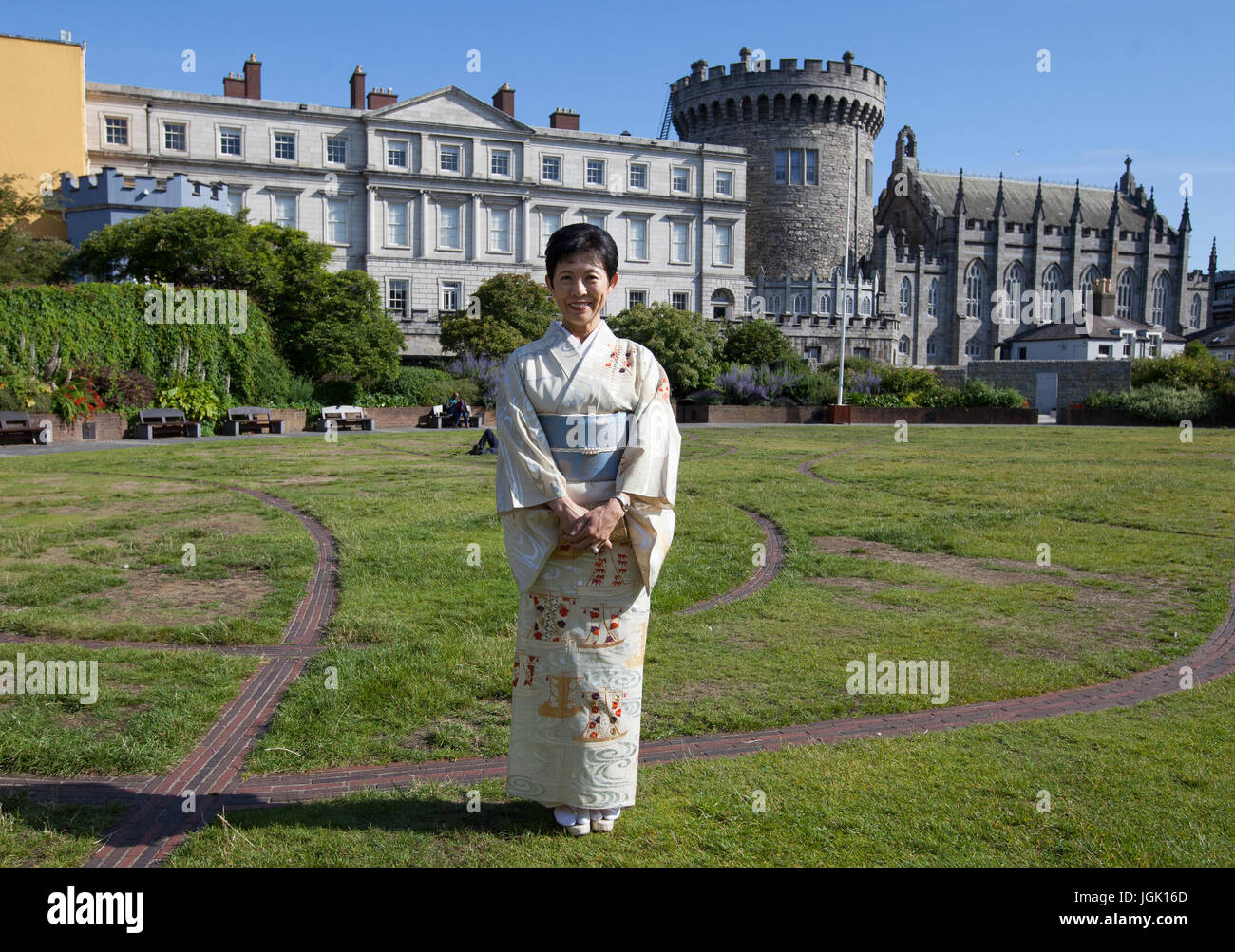 Dublin, Ireland. 08th July, 2017. 8/7/2017. Princess Takamado Visits the Chester Beatty Library. Her Imperial Highness, Princess Takamado of Japan wears a traditional kimono in Dublin Castle, on her way to visit the Chester Beatty Library, to inaugurate the special exhibition ‘Preserved in Partnership: Treasures of Japanese Art’. Credit: RollingNews.ie/Alamy Live News Stock Photo