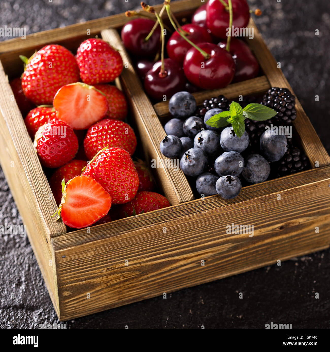 Box strawberry hires stock photography and images Alamy