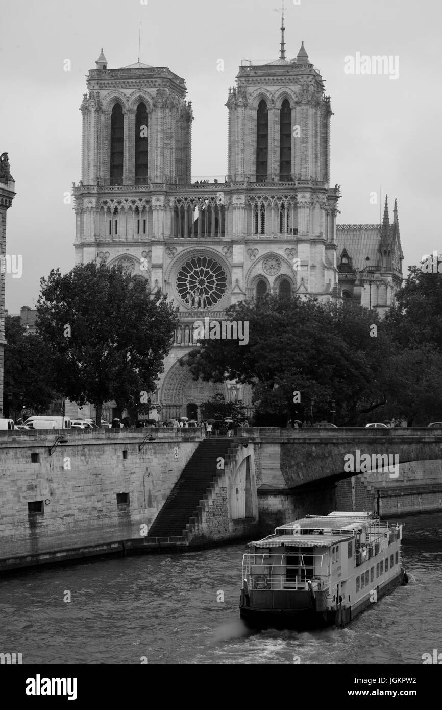 PARIS, FRANCE – 12 AUGUST 2006: View of the rear part of the building of Notre Dame de Paris. 12 August, 2006. Paris, France. Stock Photo