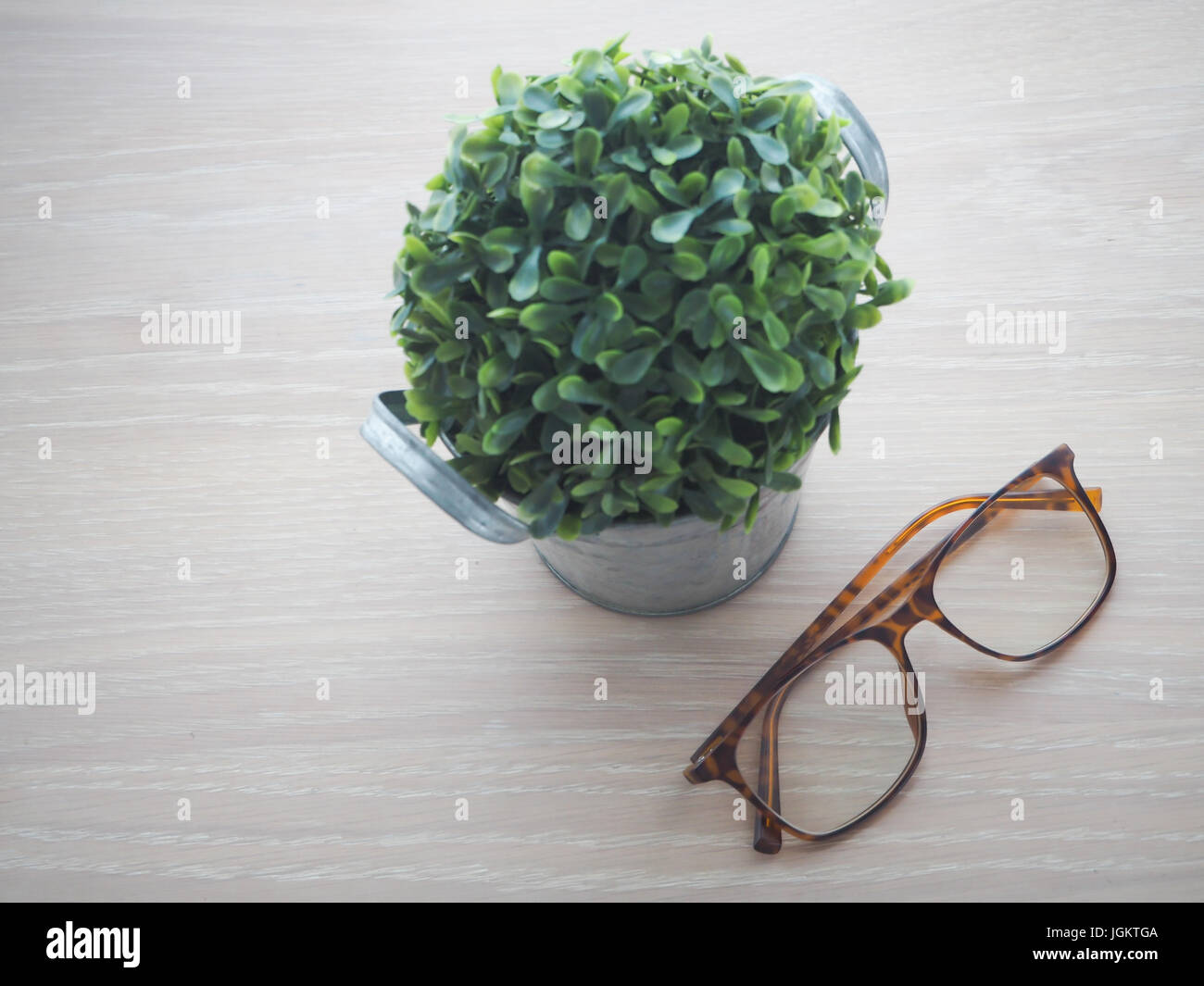Office table tree online