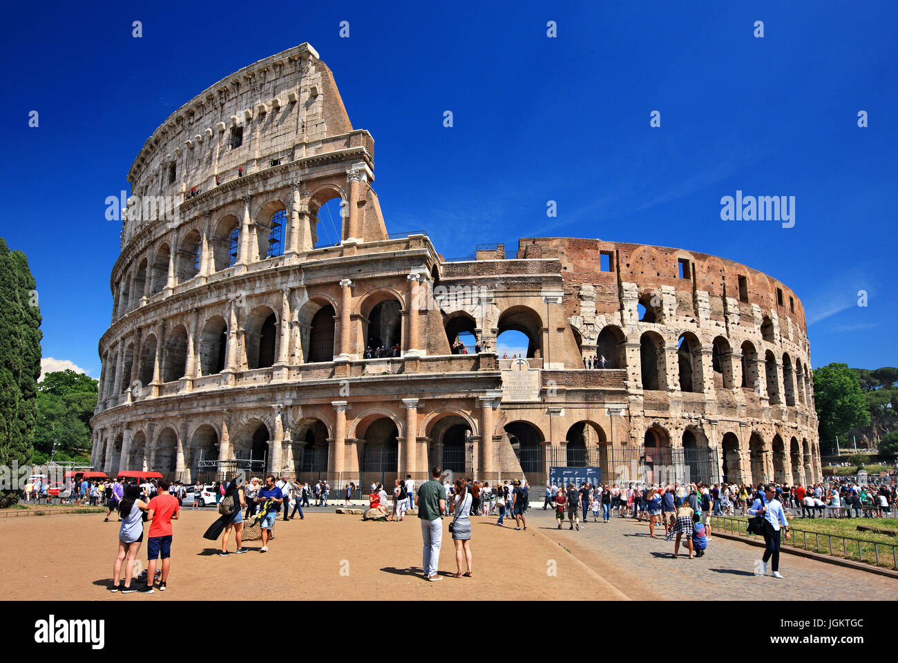 The Colosseum ('Colosseo'), also known as the 'Flavian Amphitheatre'), Rome, Italy Stock Photo