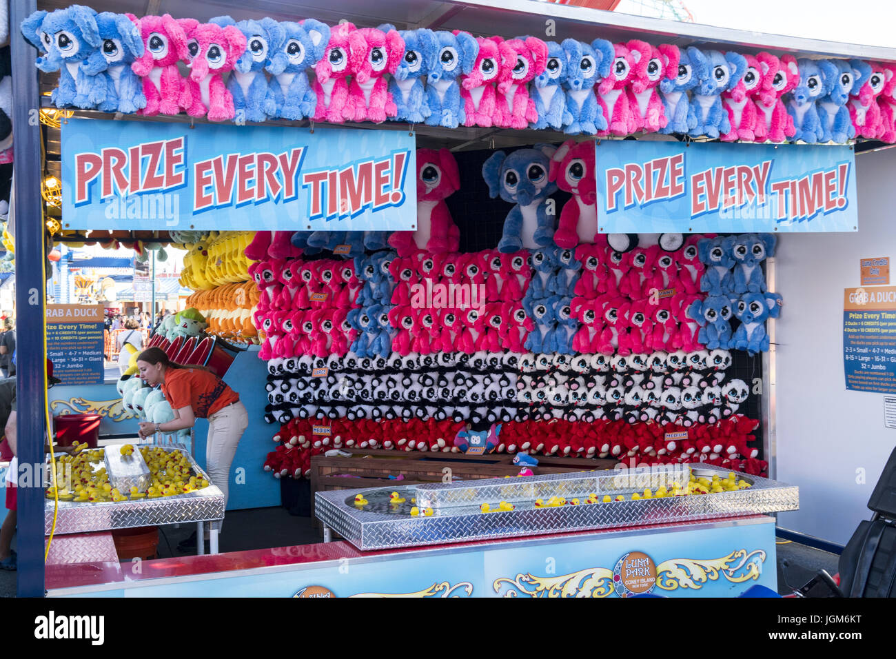 Win a prize at the arcade at Coney Island, Brooklyn, NY Stock Photo Alamy