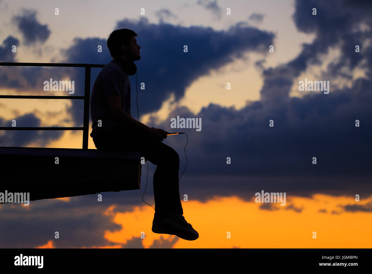 Man Standing Edge Roof High Resolution Stock Photography and Images Alamy