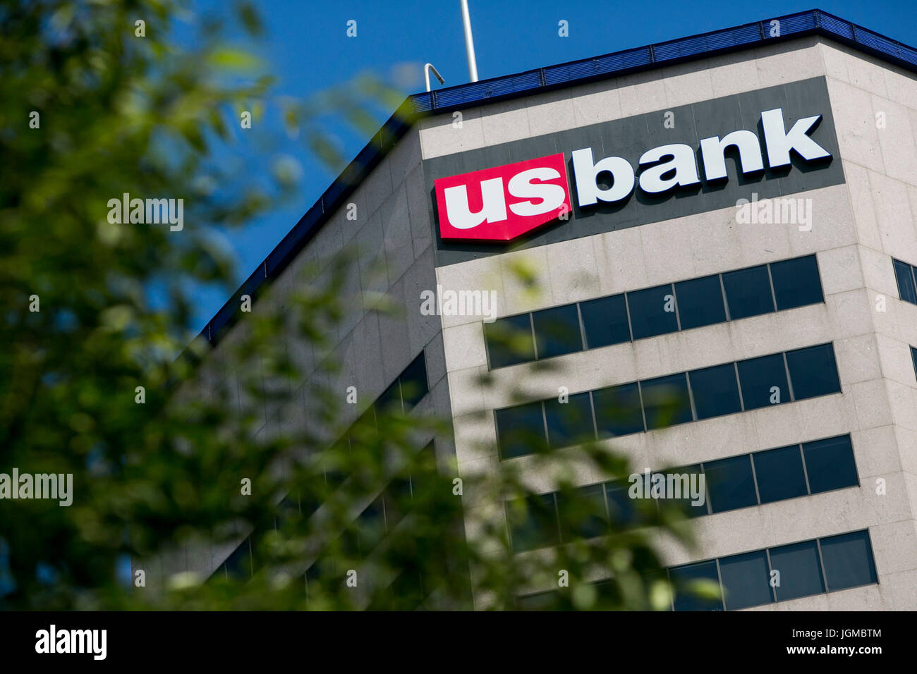 Bancorp logo hi-res stock photography and images - Alamy