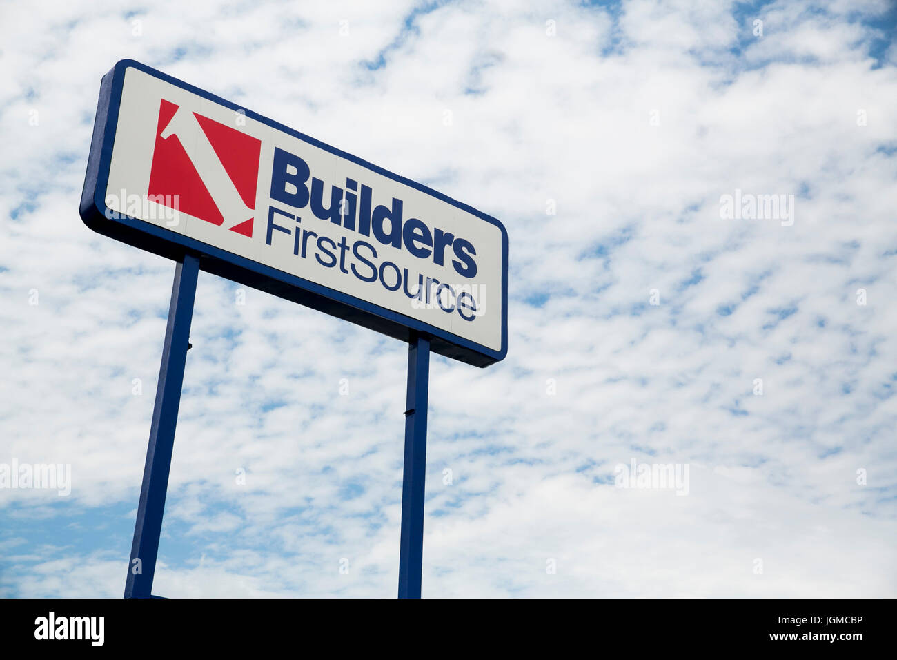 Builders firstsource logo hires stock photography and images Alamy