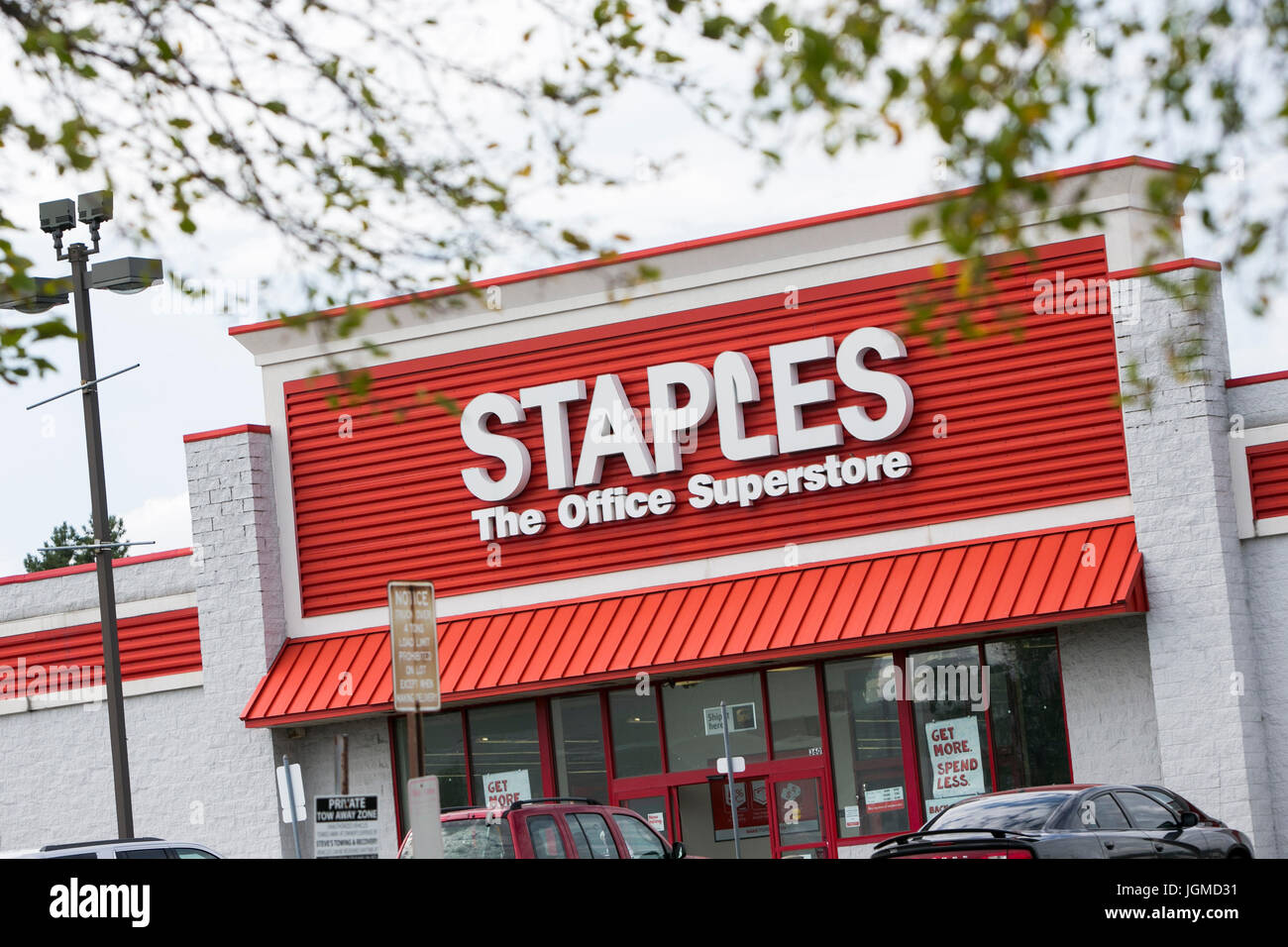 Office supplies store hires stock photography and images Alamy