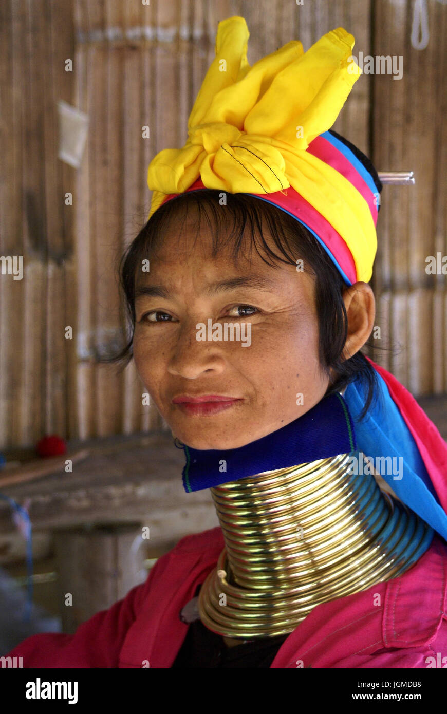 Long neck women, to cirques Padaung with Mae Hong Son in Thailand