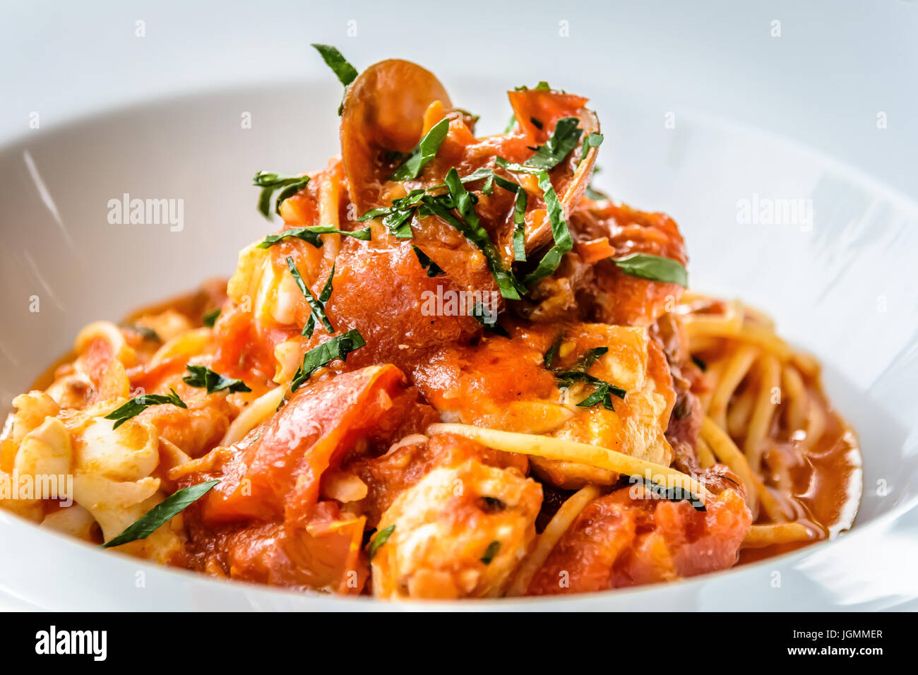 Seafood spaghetti marinara italian Stock Photo Alamy