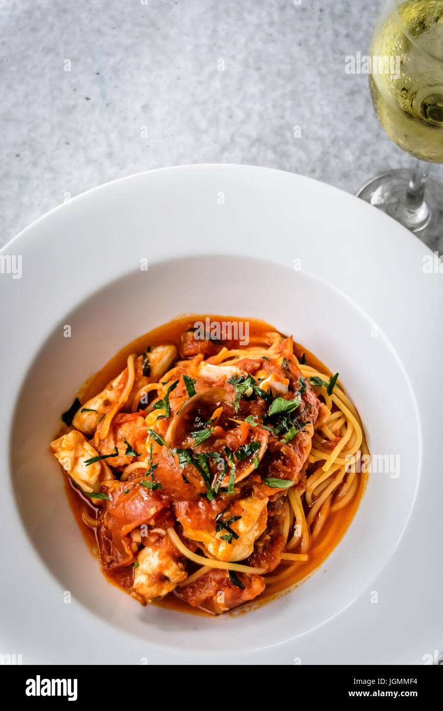 Seafood spaghetti marinara italian Stock Photo Alamy