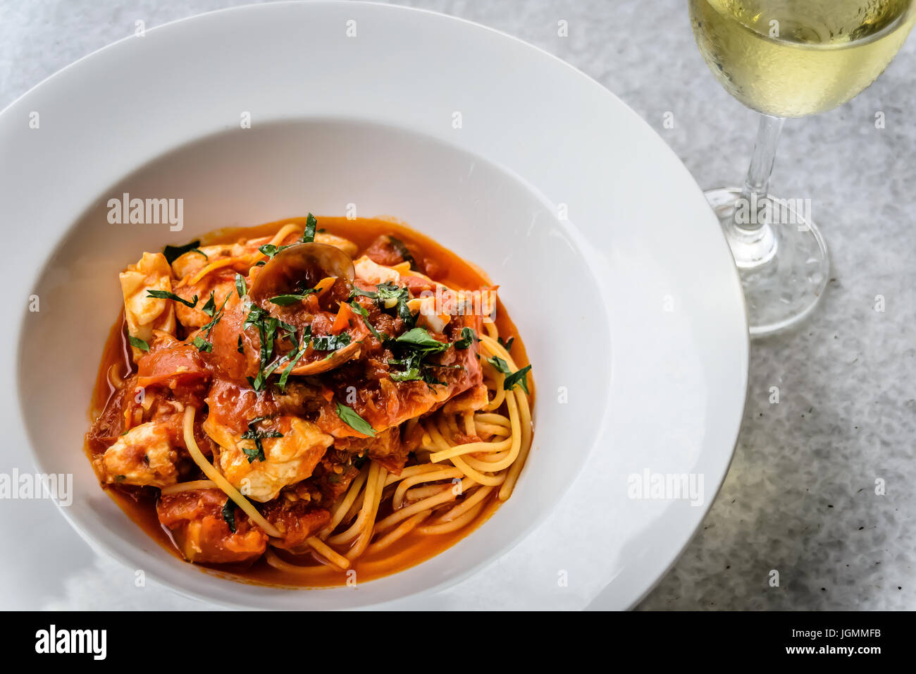 Seafood spaghetti marinara italian Stock Photo Alamy