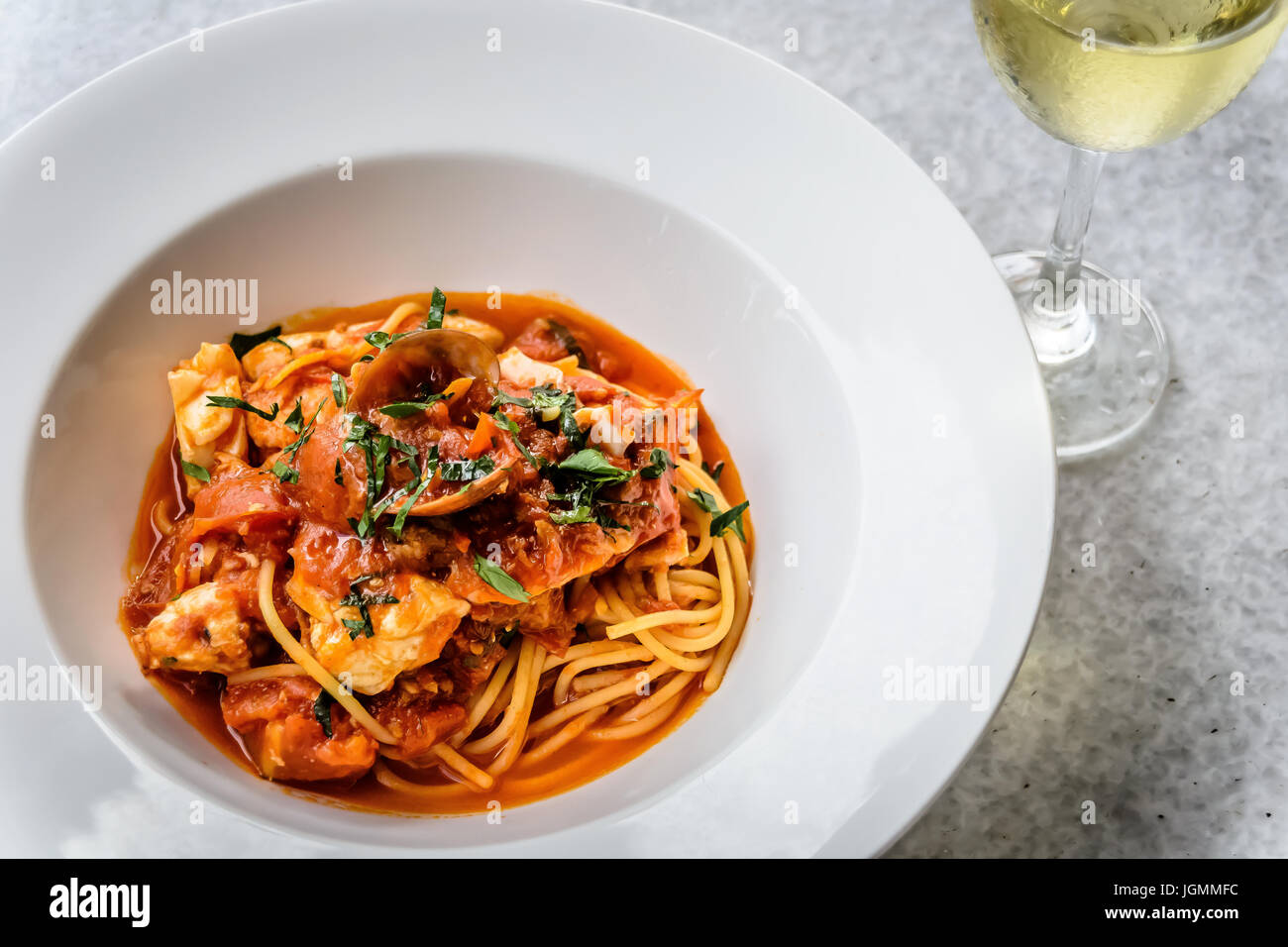 Seafood spaghetti marinara italian Stock Photo Alamy