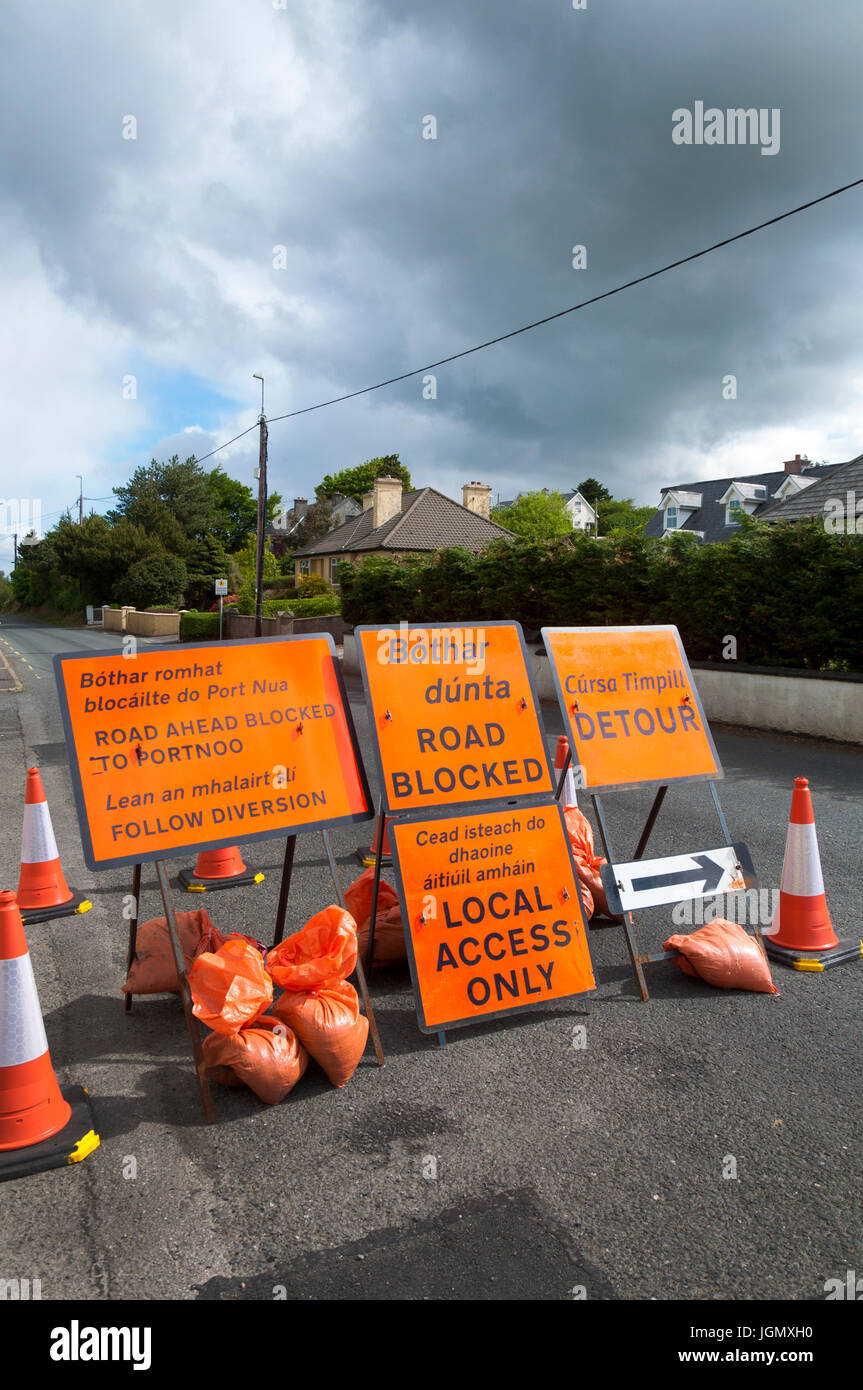 Roadworks Signage Hi Res Stock Photography And Images Alamy
