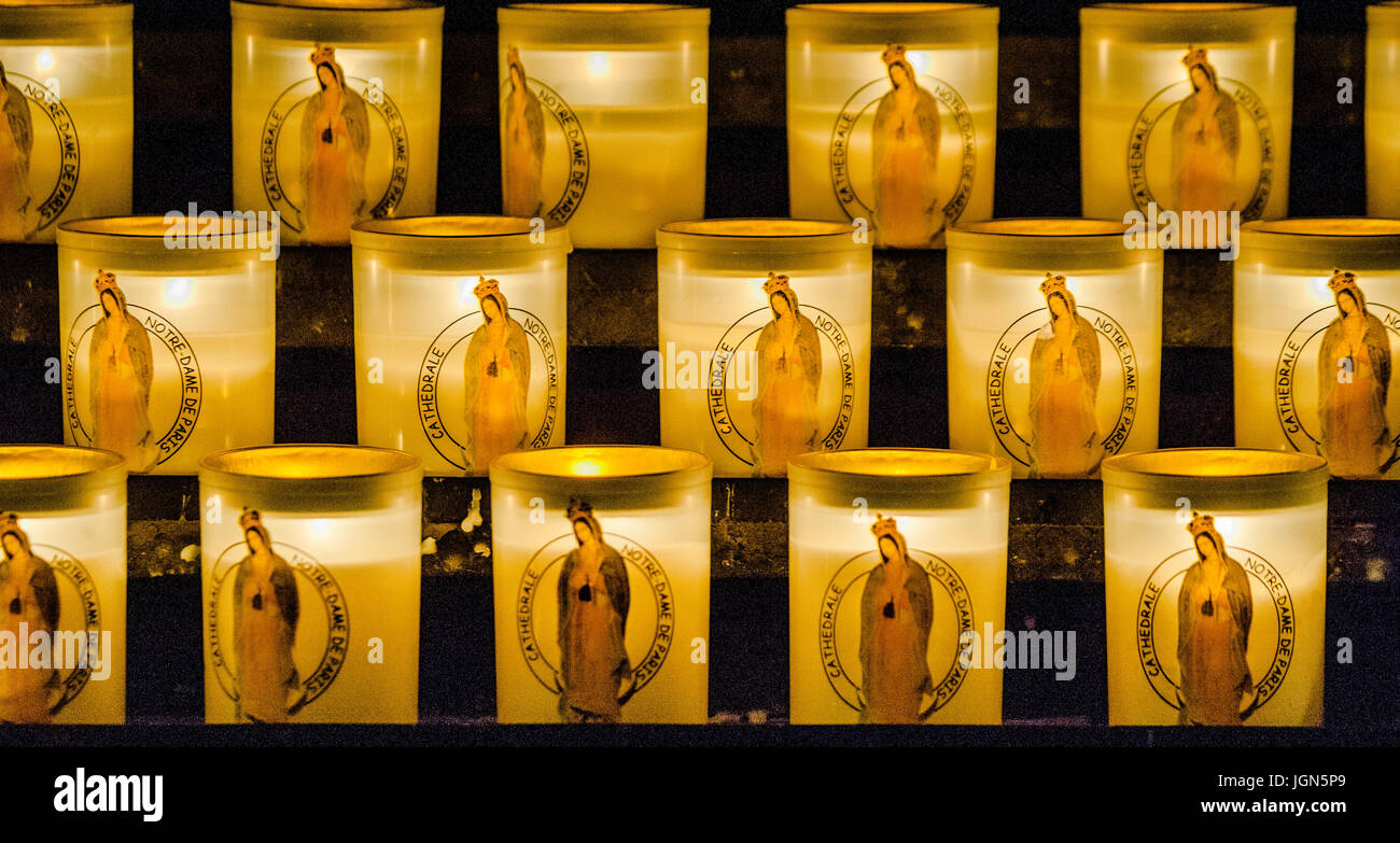 PARIS, FRANCE 21 SEPTEMBER 2012 Candles in the Cathedral of Notre