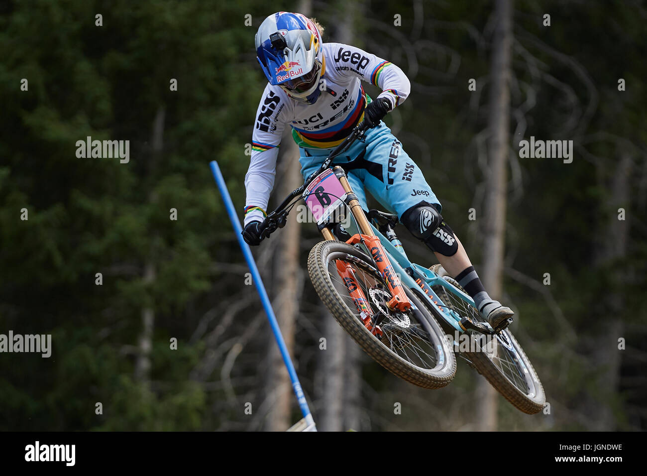 Lenzerheide, Switzerland. 8 July 2017. Rachel Atherton from TREK FACTORY RACING DH during the UCI Mountain Bike Downhill Worldcup in Lenzerheide. © Rolf Simeon/bildgebend.ch/Alamy Live News Stock Photo