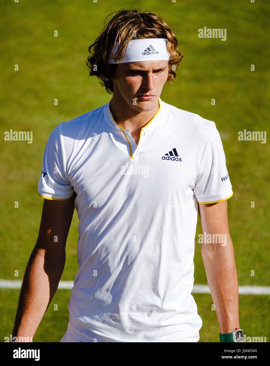 adidas tennis shirt zverev