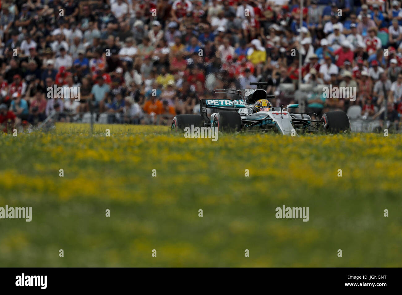 Spielberg, Austria. 8th July, 2017. LEWIS HAMILTON of Great Britain and Mercedes AMG Petronas F1 Team drives during the qualifying session of the 2017 Formula 1 Austrian Grand Prix in Spielberg, Austria. Credit: James Gasperotti/ZUMA Wire/Alamy Live News Stock Photo