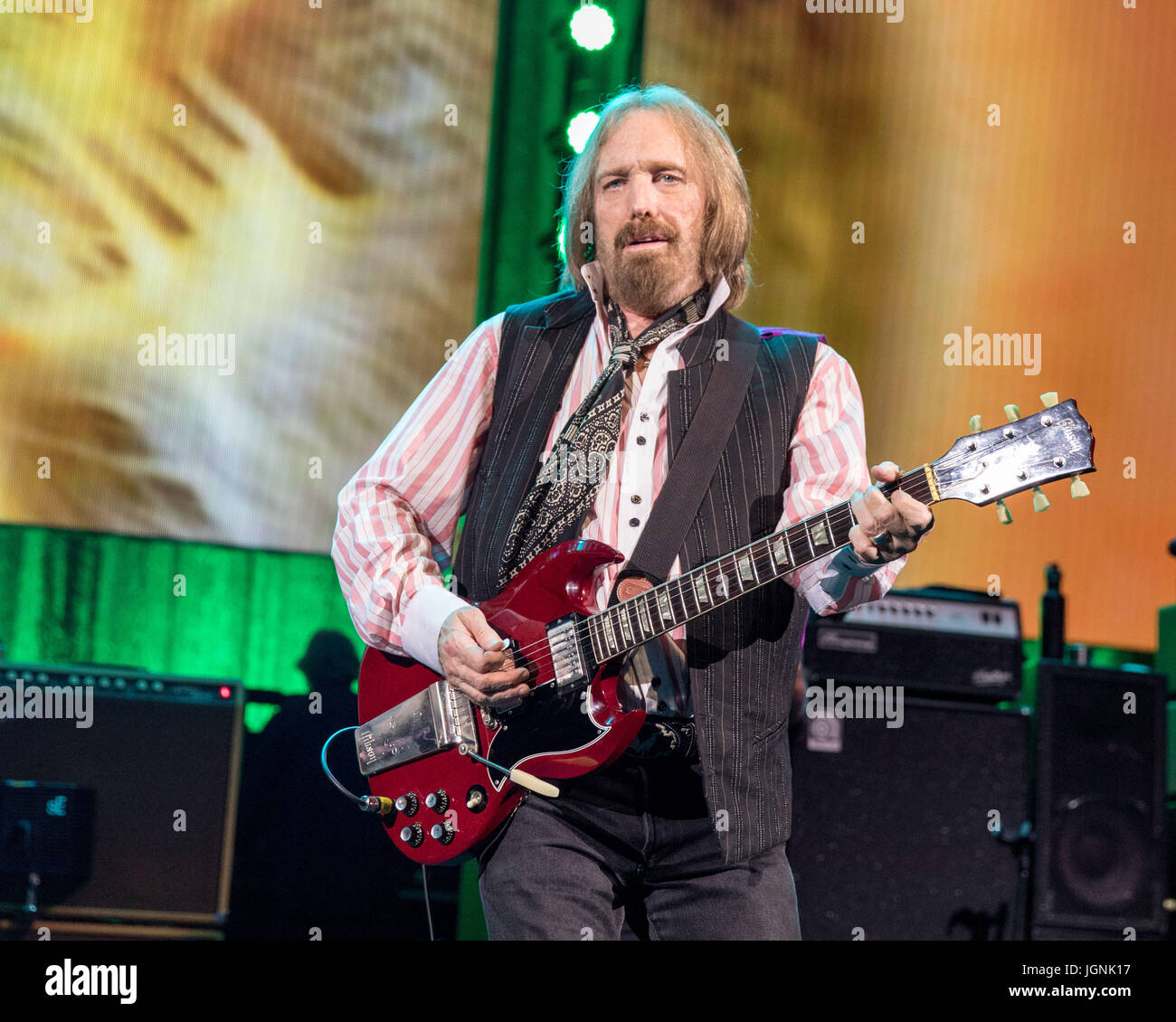 Milwaukee, Wisconsin, USA. 6th July, 2017. TOM PETTY of Tom Petty and the Heartbreakers performs live at Henry Maier Festival Park during Summerfest in Milwaukee, Wisconsin Credit: Daniel DeSlover/ZUMA Wire/Alamy Live News Stock Photo