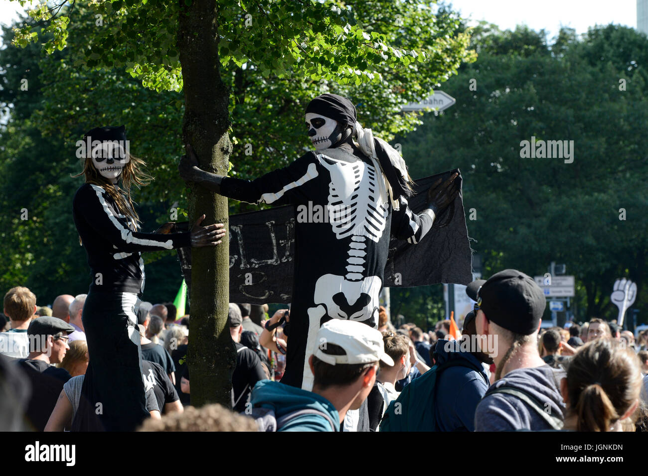 Hamburg, Germany. 8th Jul, 2017. Protest rally on St. Pauli against G-20 summit in July 2017, protester in skeleton costume,  Credit: Joerg Boethling/Alamy Live News Stock Photo