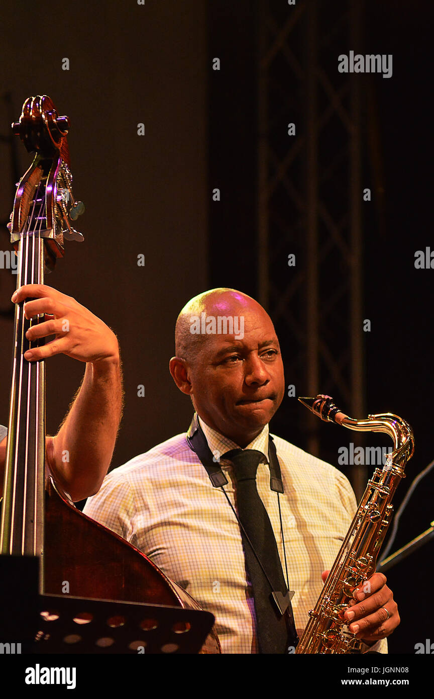 Bucharest, Romania. 08th July, 2017. Branford Marsalis, saxophone, with bass player Eric Revis headline at the Bucharest Jazz festival, 2017 Credit: Douglas MacKenzie/Alamy Live News Stock Photo