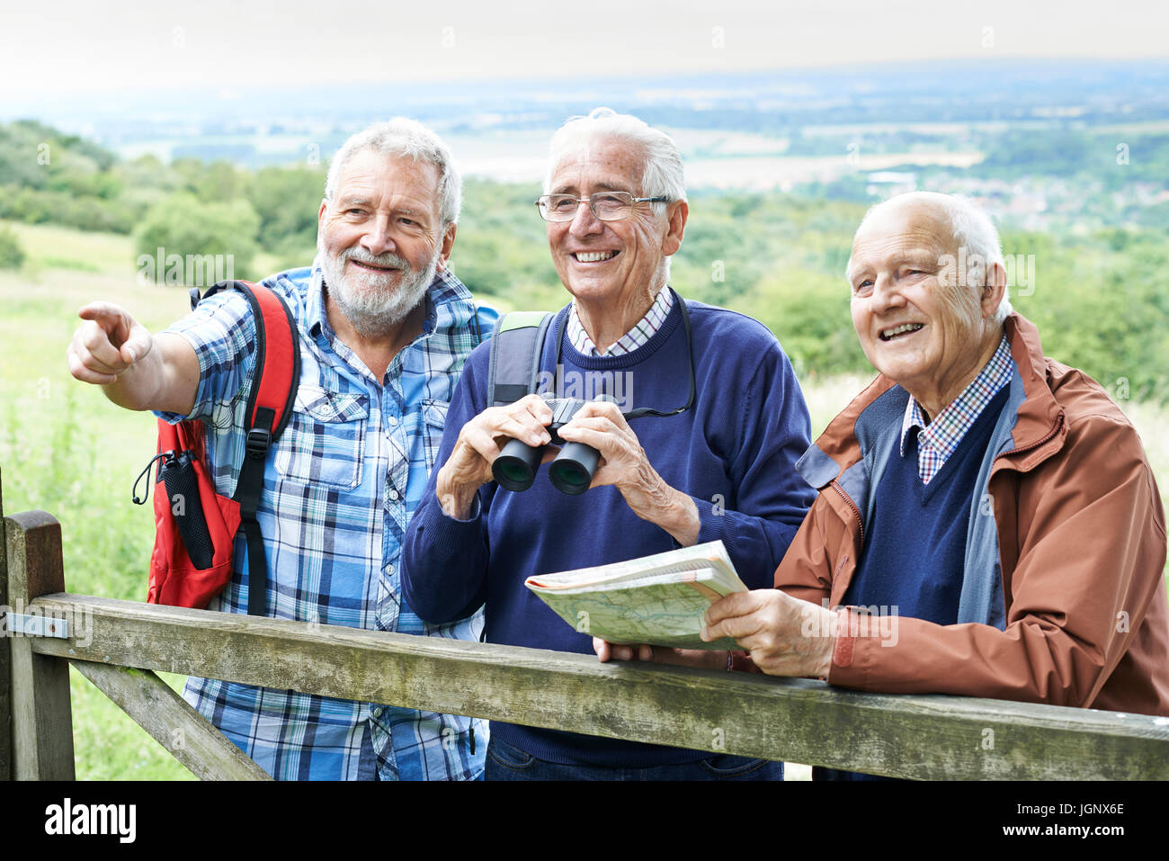 Male friends hiking hi-res stock photography and images - Alamy
