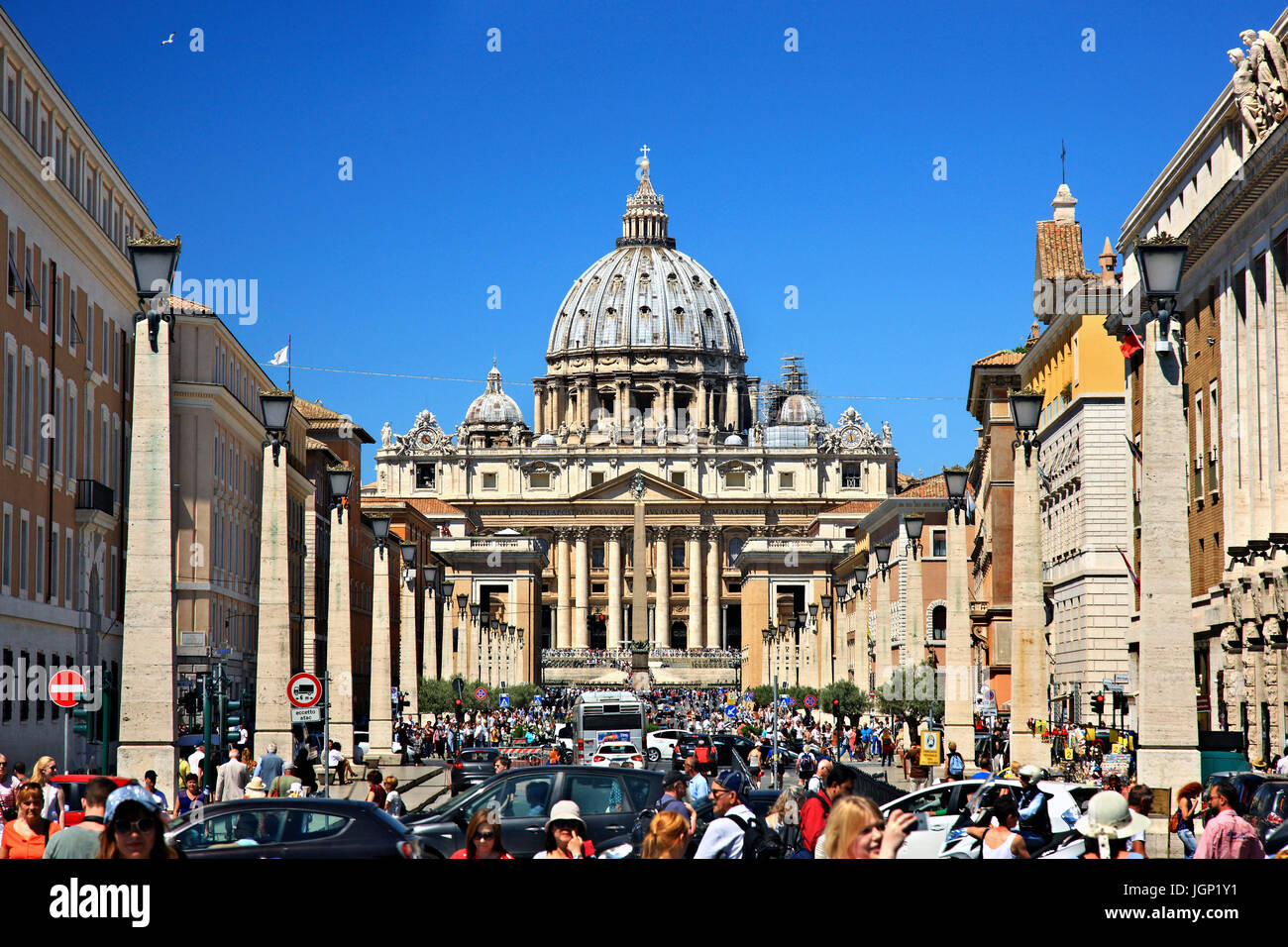 Via della Conzilliazione (Reconciliation Street), the road that leads to the Square and the Basilica of St. Peter, Vatican City. Stock Photo
