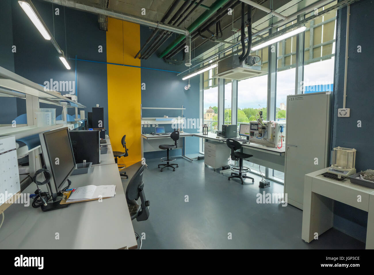 Interior a new laboratory for the study of shale oil fields Stock Photo ...
