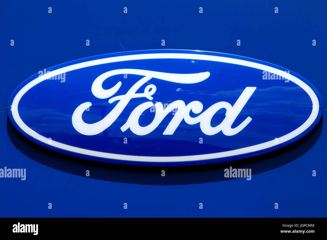 Chelmsford Essex 26 June 2017 Ford Car Dealership Sign Stock