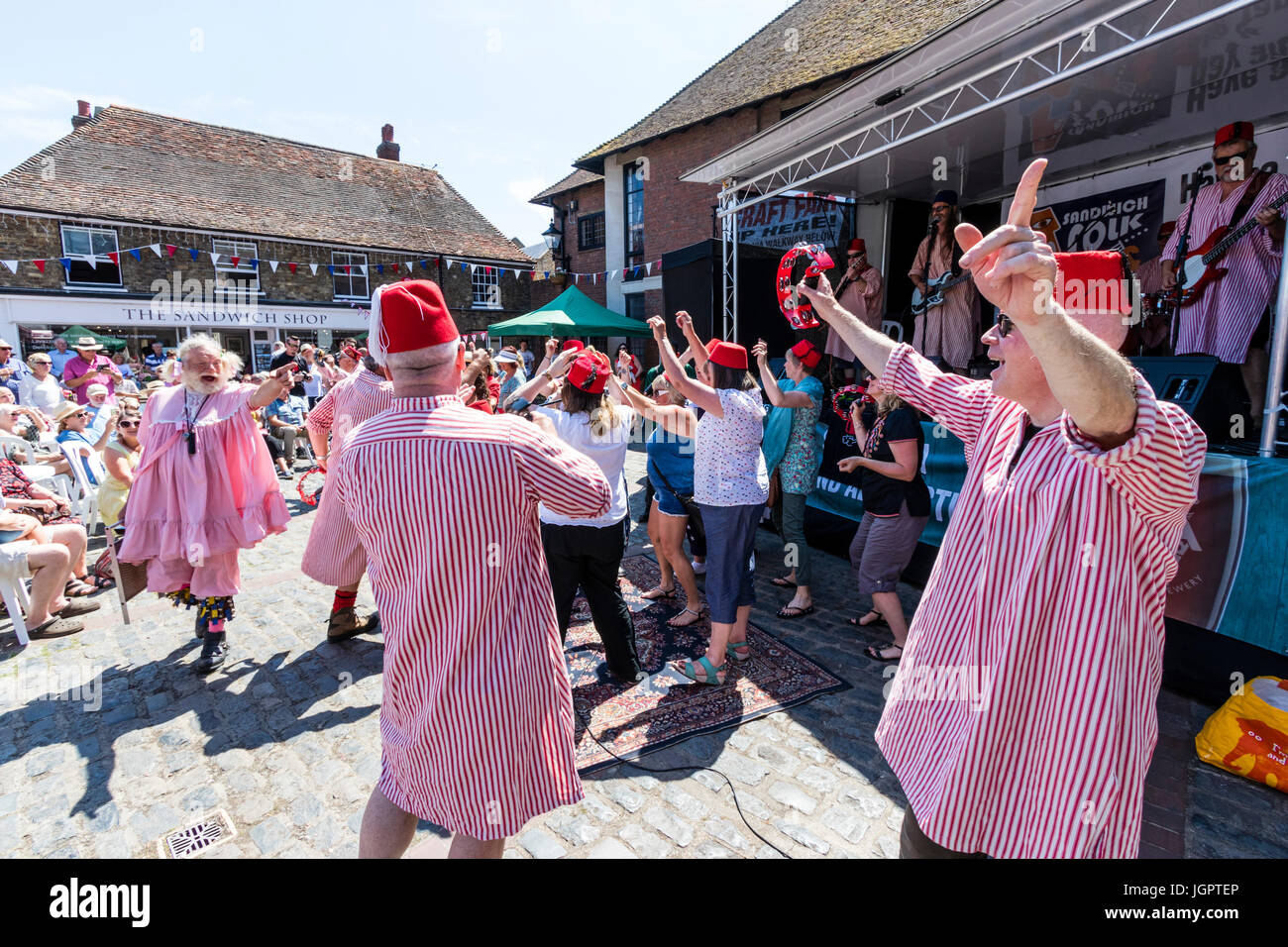The Fabulous Fezheads performing a concert at the Sandwich Folk and Ale